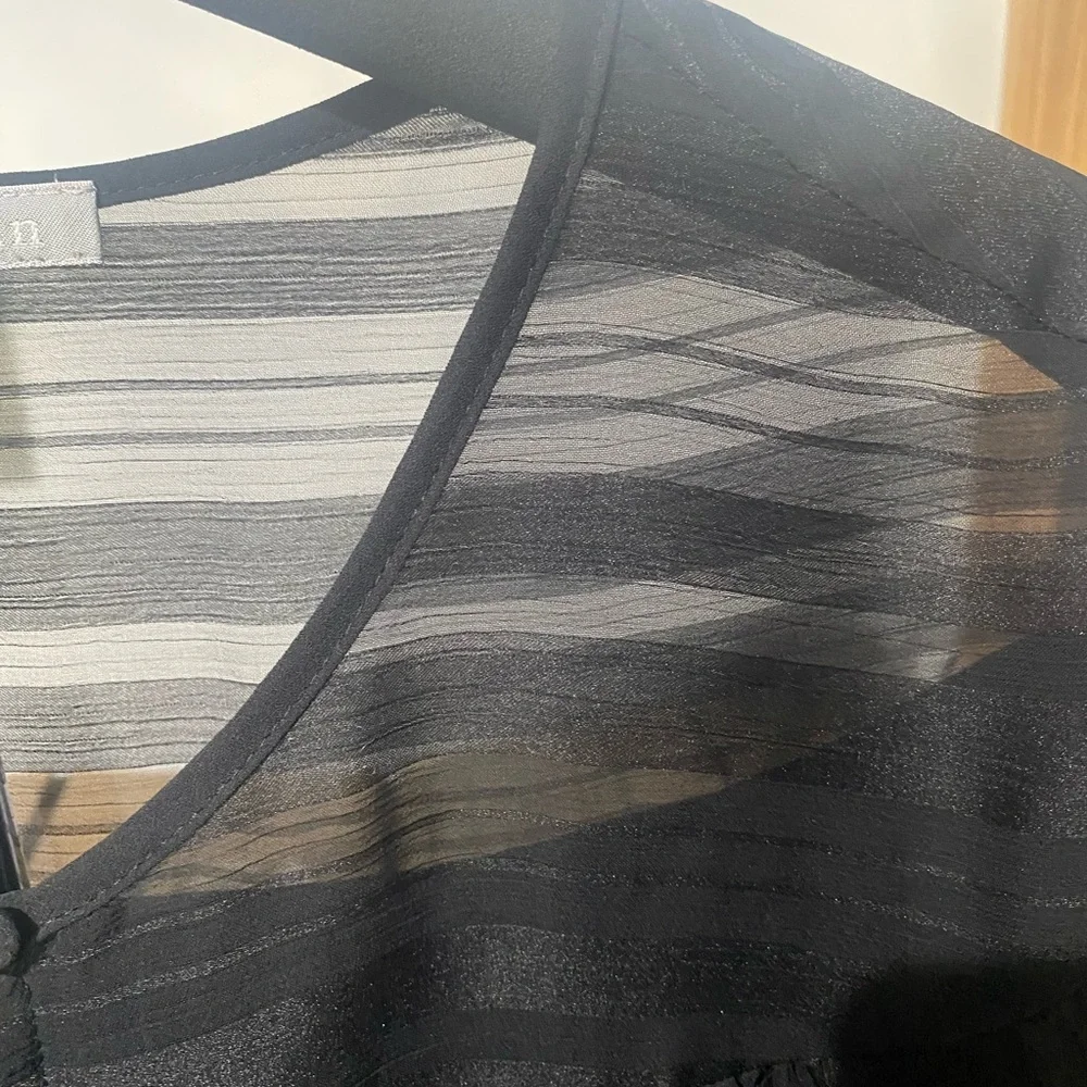 Daniel Rainn Black Pleated Bib Collar Blouse - Picture 2 of 2